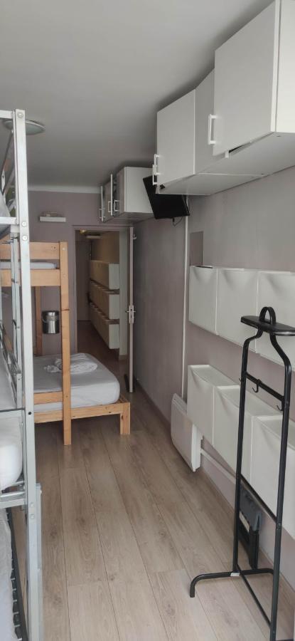 Logement Chambre Seul En Supplement Ou Dortoir Mixte Roquemaure  Eksteriør bilde